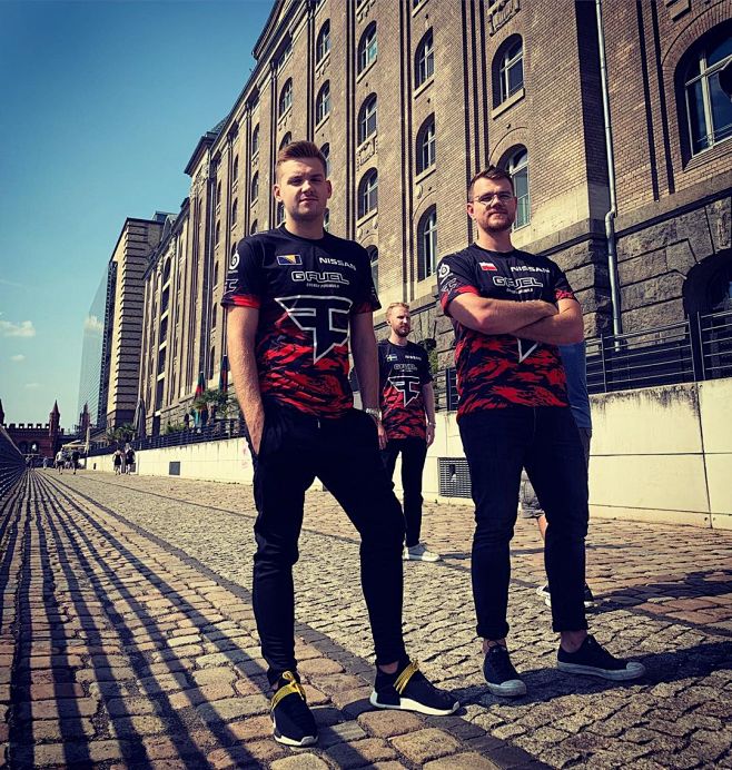 被击败但仍然光荣 x2！ Jee 的 4 次击杀无效，但 NAVI 的铁血防守让他们从 1-2 反弹，战胜了 TyLoo 。