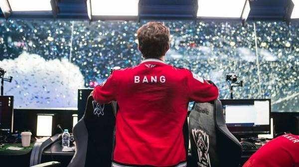 中单卢锡安时隔877天再次在LPL出场！