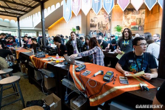 LPL今日首发：Rookie首秀搭档Karsa